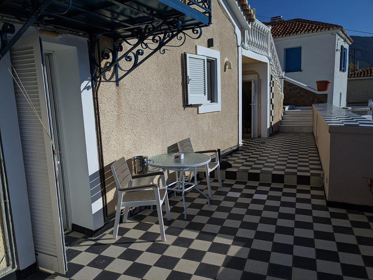 Summer Dream Poros Town Екстериор снимка